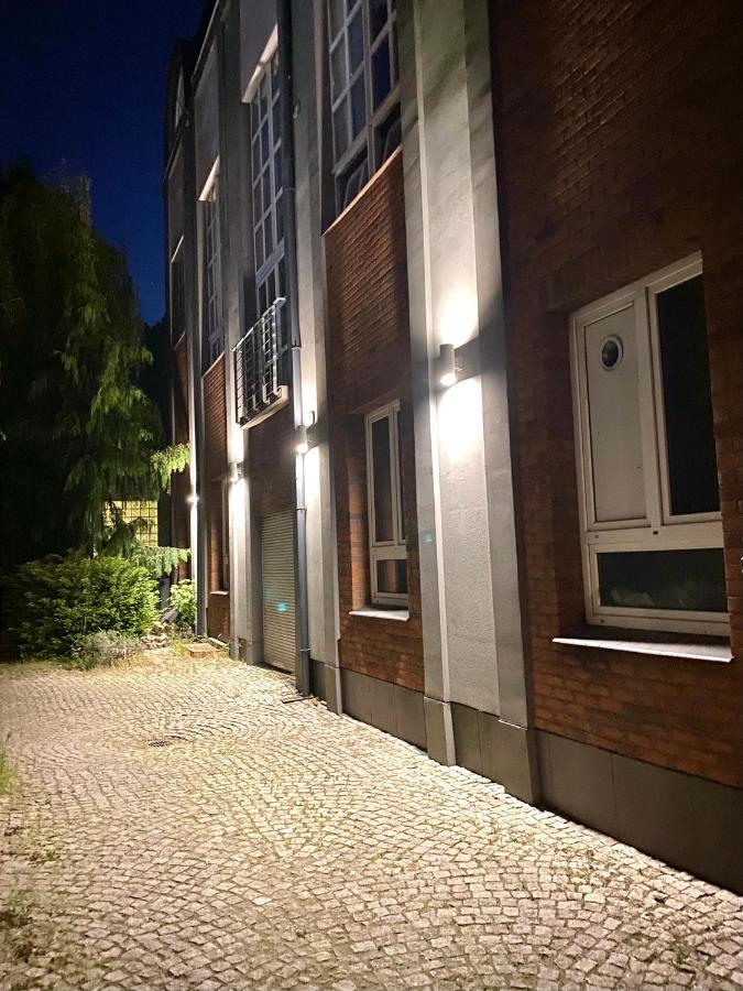 Piekarnia Apartamenty Manufaktura, Parking, Dostep Na Kod, Klima, 1-3 Pokoje, Prywatna Kamienica Łódź Exteriör bild